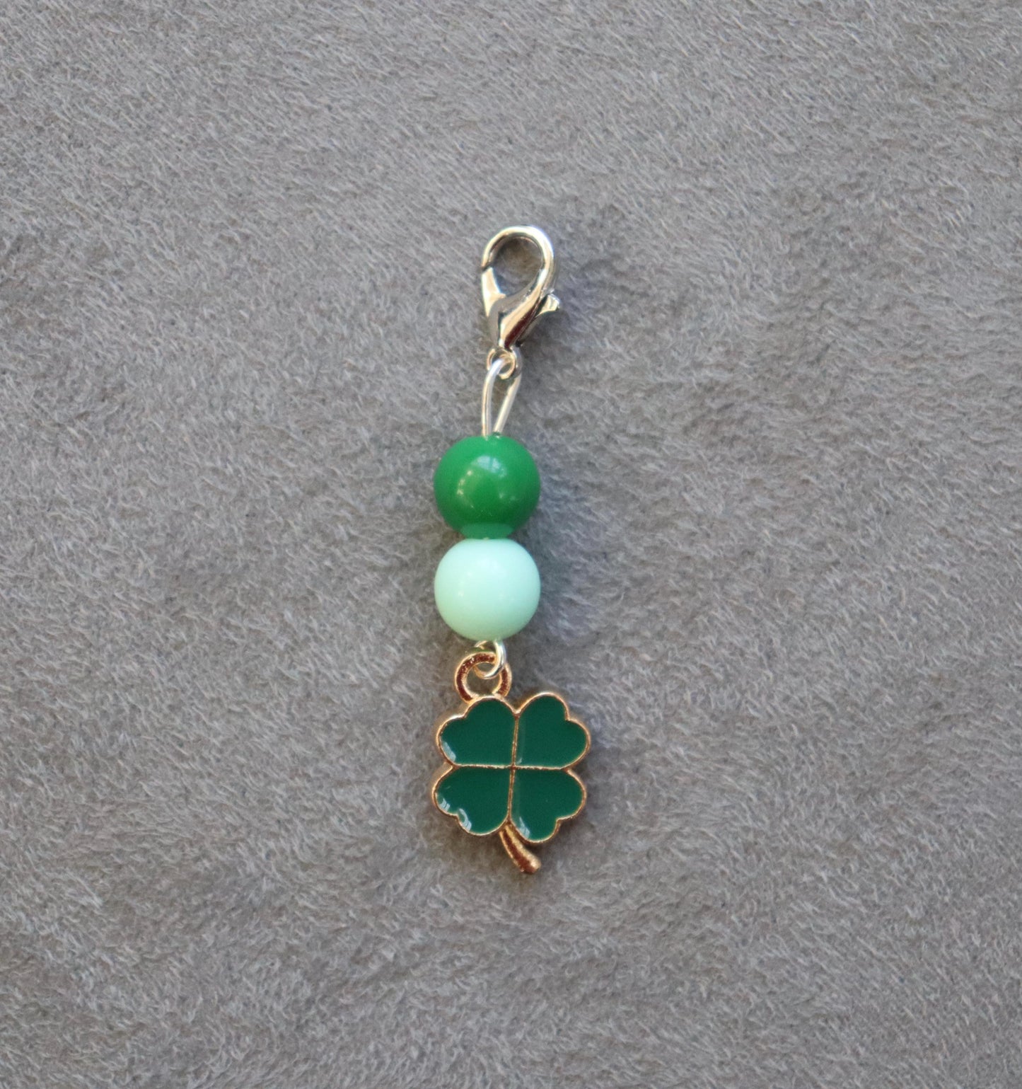 Four leaf clover bridle charm, Shamrocks tack charm for horseback riding, Equestrian bridle charm, Equestrian gift, Good luck charm